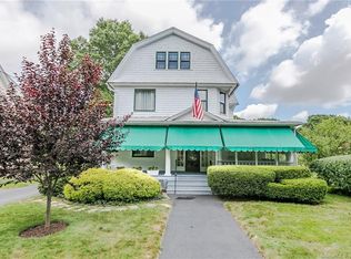 38 Governors Ave, Milford, CT 06460