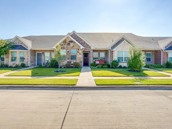 464 Pine St, Burleson, TX 76028