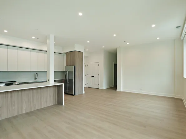 1887 N Milwaukee Ave, Chicago, IL