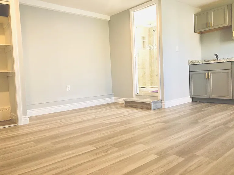 Coco Palm Dr — Photo 9