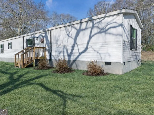 136 Pine St, Danielsville, GA 30633