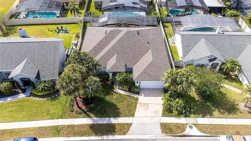 5 bed, 2418 sqft, $3,500 — Photo 3