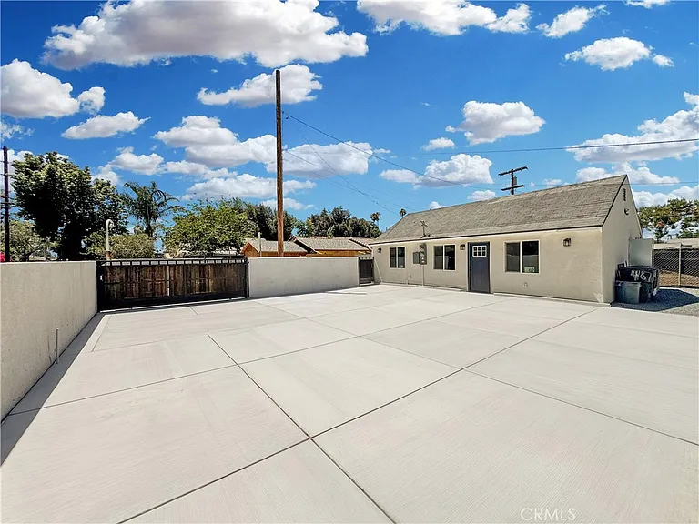 4187 Dwight Ave — Photo 14