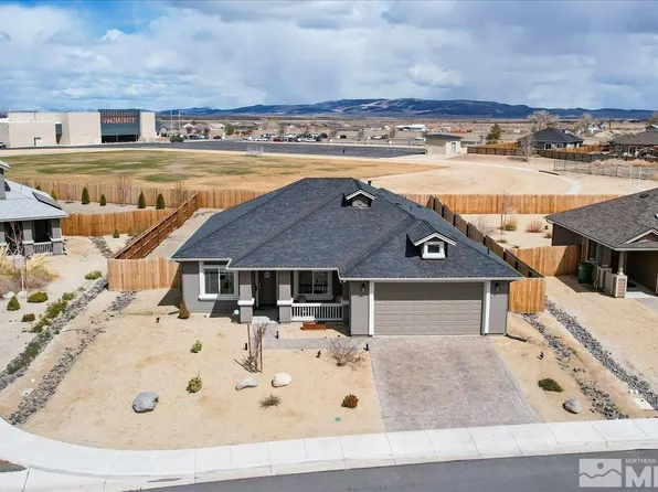 2212 Windrow Dr, Fernley, NV 89408