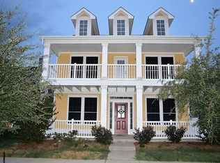 930 Foxgrove Ln, Aubrey, TX 76227