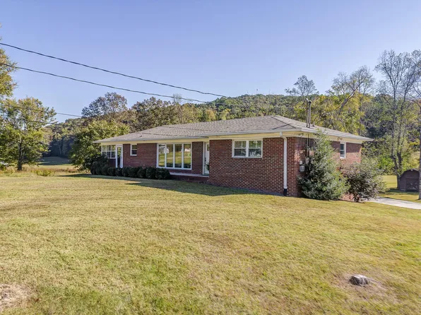 967 Lafayette Rd, Rocky Face, GA 30740