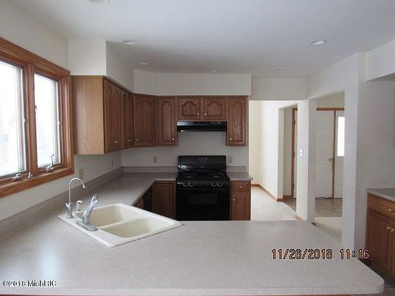 2nd image of 165 Steamburg Dr