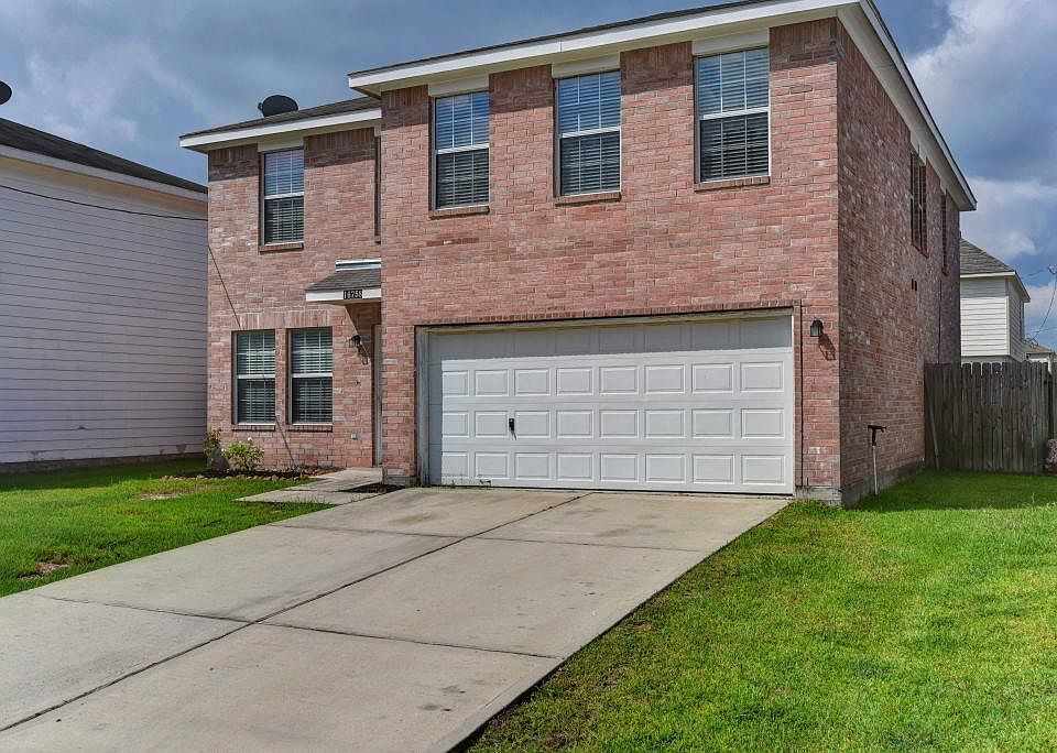 1st image of 16758 N Thrasher Dr