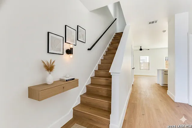 3 bed, 2.5 bath, 1394 sqft, $1,675 — Photo 4