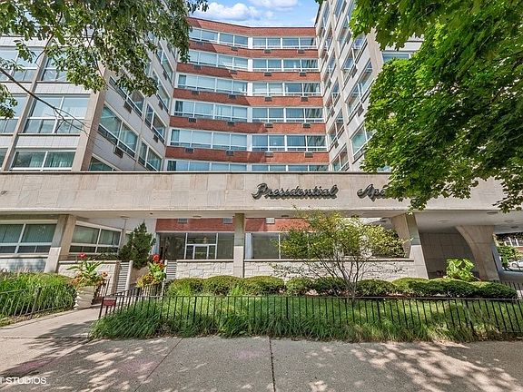 3rd image of 800 Hinman Ave #915092