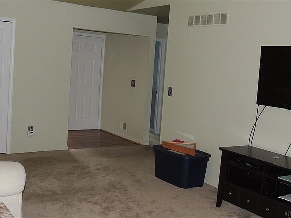 3rd image of 16525 Kyla Dr