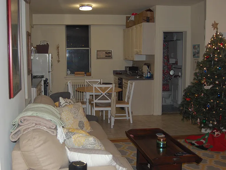 106 11th St #20 — Photo 6