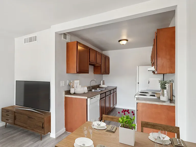 The Vue on Camelback — Photo 25