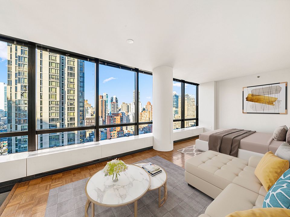 1st image of 420 E 61st St APT 4A