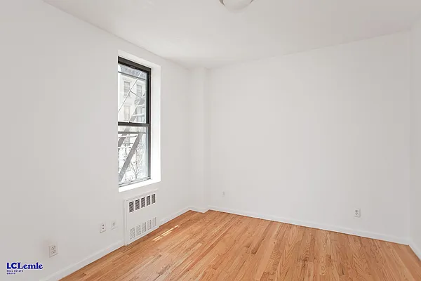 Rented by LC Lemle Real Estate Group | media 21