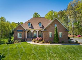 729 Hopewell Rd, Morganton, NC 28655