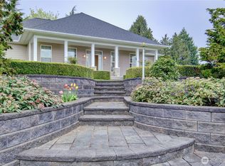 12220 Maple Crest Dr, Burlington, WA 98233