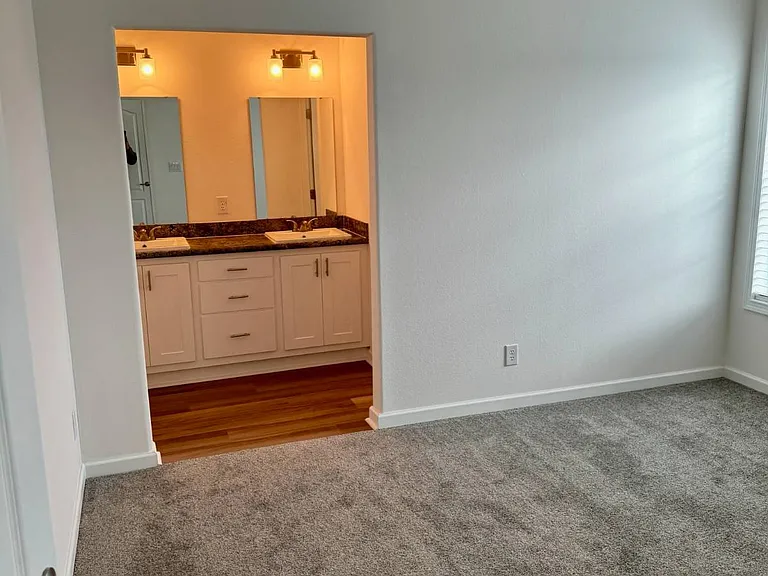 1283 Jamestown Dr — Photo 21