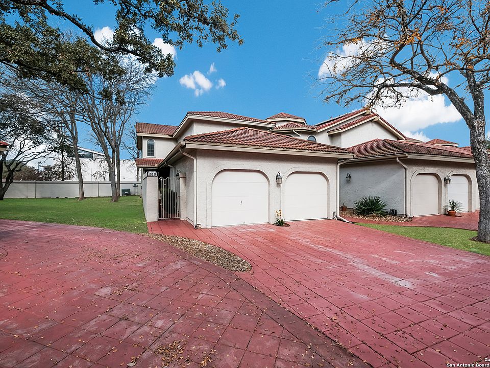1st image of 19318 BOCA DEL MAR