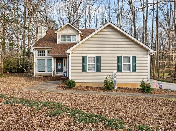 101 Arroyo Ct, Greenwood, SC 29646
