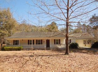97 Jean Dr, Crawfordville, FL 32327