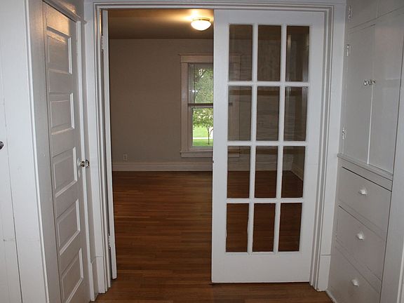 2nd image of 816 Leavenworth St APT 3