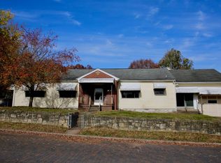 1730 Jackson Ave, Huntington, WV 25704