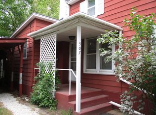 307 E Vanderkarr Rd, Saint Anne, IL 60964