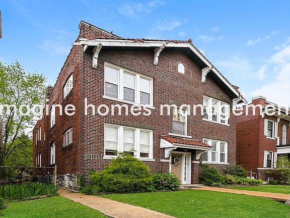 3rd image of 4016 Botanical Ave #2E