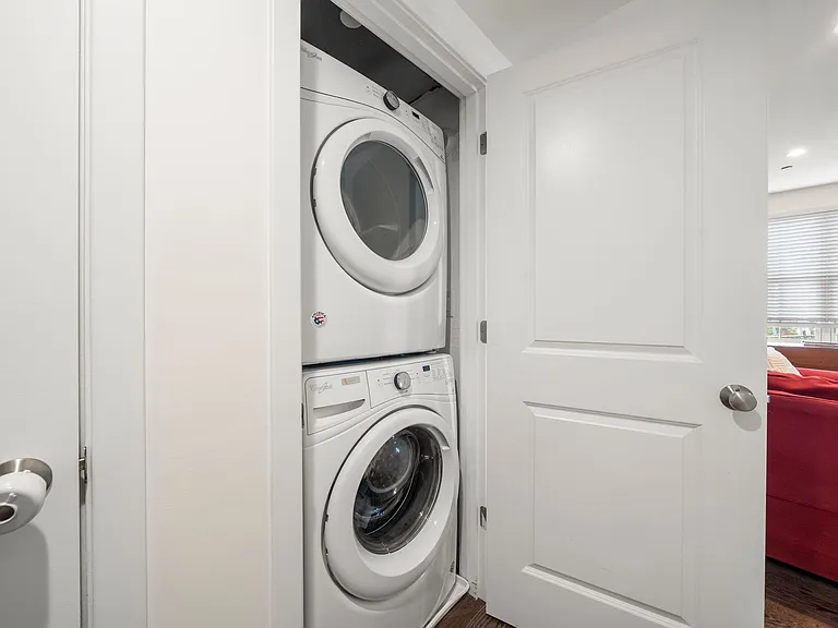 213 E Eagle St #3 — Photo 19