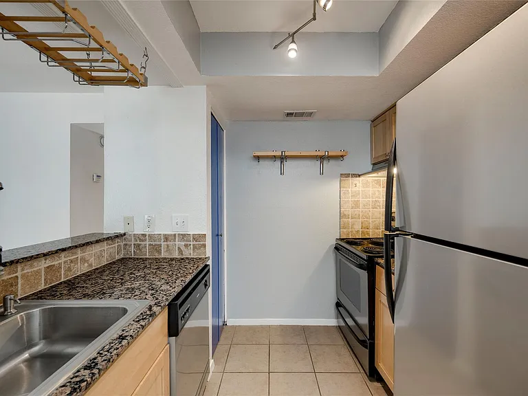 3627 Manchaca Rd #108 — Photo 10