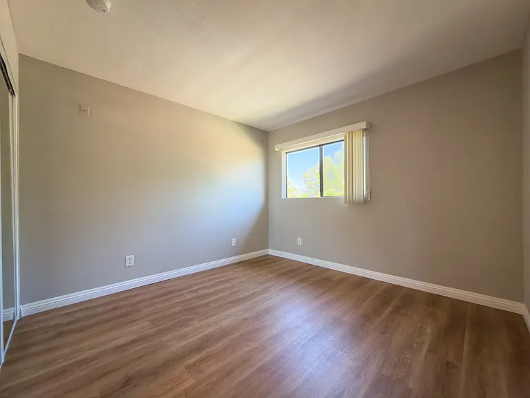 Laurel Canyon Place — Photo 12