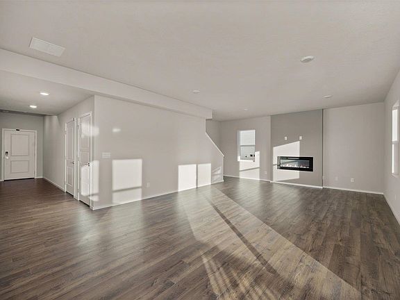 2nd image of 12418 E Dickens Ln