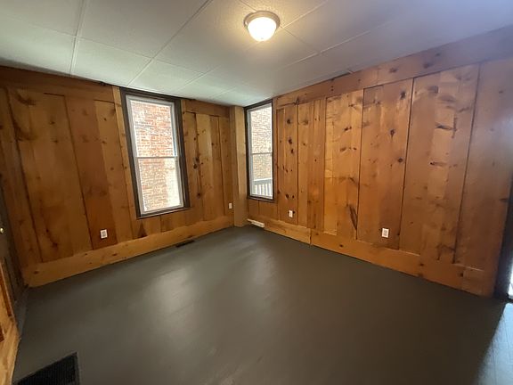 3rd image of 233 W Jackson St #A