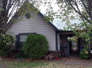 2425 Green Glen Dr, Memphis, TN 38133
