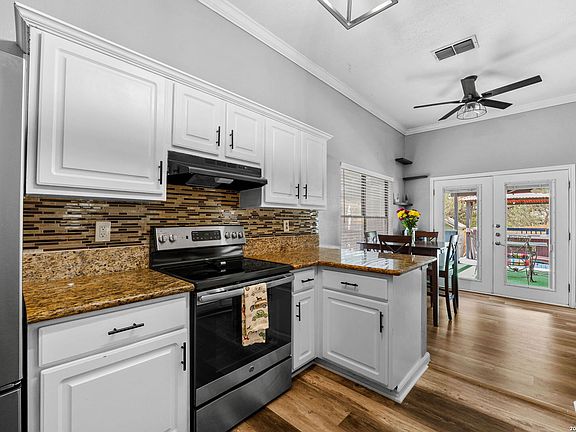 4th image of 17041 Vista Bluff Dr
