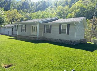 271 Ramey Addition Rd, Pineville, WV 24874