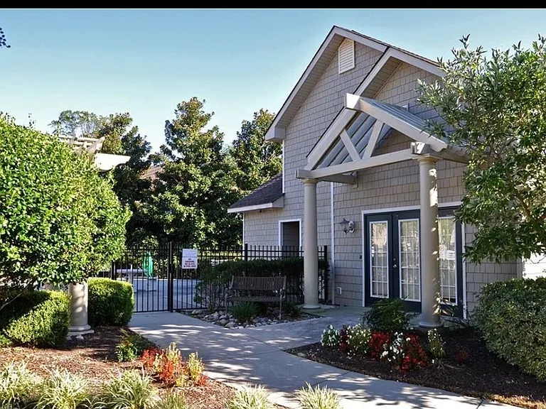 5205 Nuthall Dr #307 — Photo 16