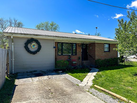 2nd image of 241 8th Ave