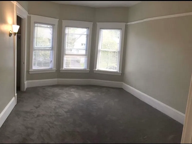 1180 Warren Rd — Photo 6