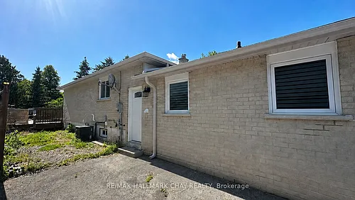 32 Stewart Ave #LOWER Photo 1