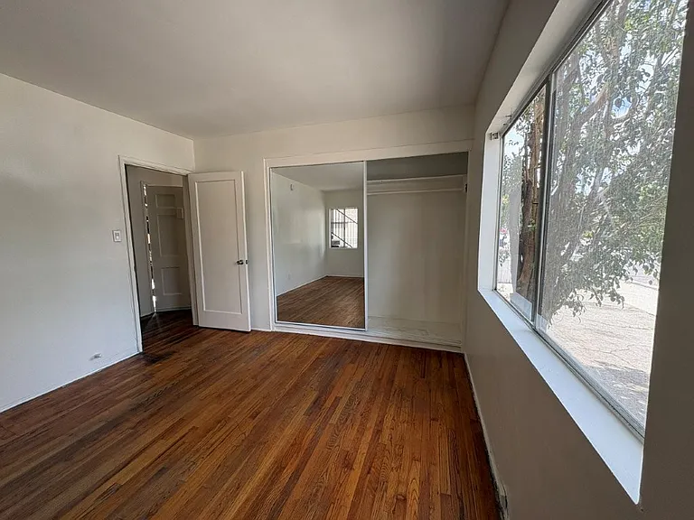 4540 Laurel Canyon Blvd #1 — Photo 6