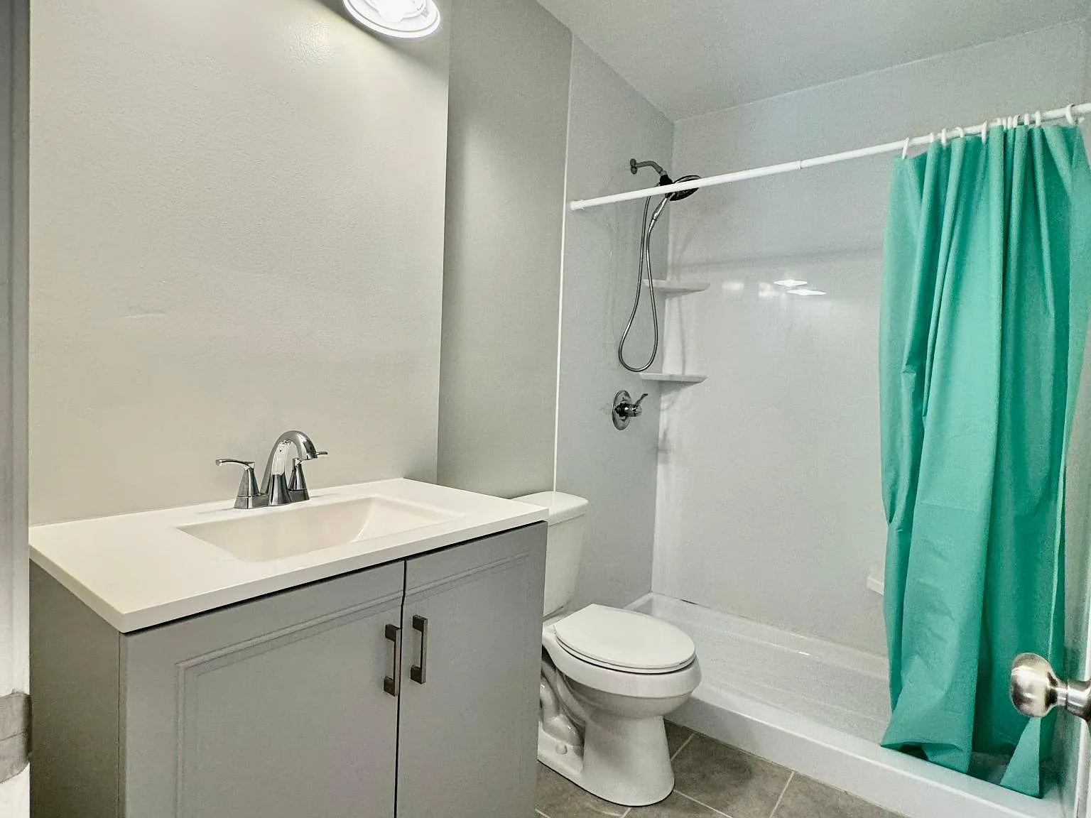 3 bed, 2.5 bath, 1945 sqft, $1,750 — Photo 4