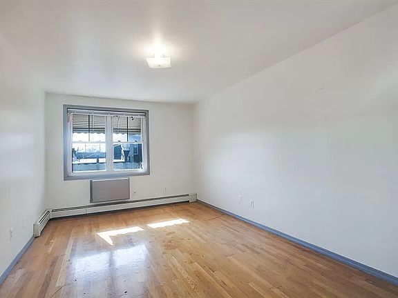 5th image of 23-69 38th St Unit 2