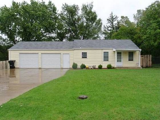 2nd image of 238 SE Baldwin Rd