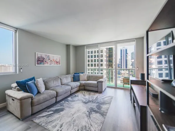 55 SE 6th St APT 2110, Miami, FL 33131