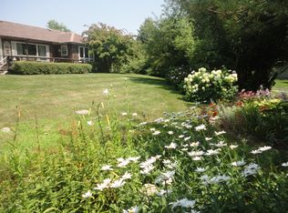 7 Meadow Ave, Westerly, RI 02891