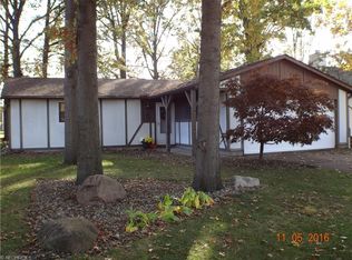 1829 Gloucester Dr, Lorain, OH 44053