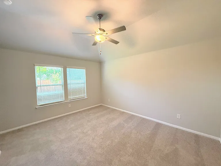 13140 Zion Dr — Photo 13
