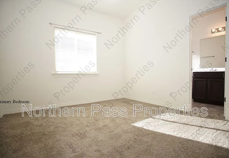 14380 Tobe Davis — Photo 16